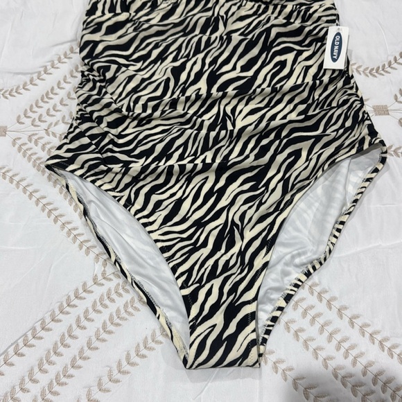Old Navy One Piece Swimsuit - Picture 3 of 11